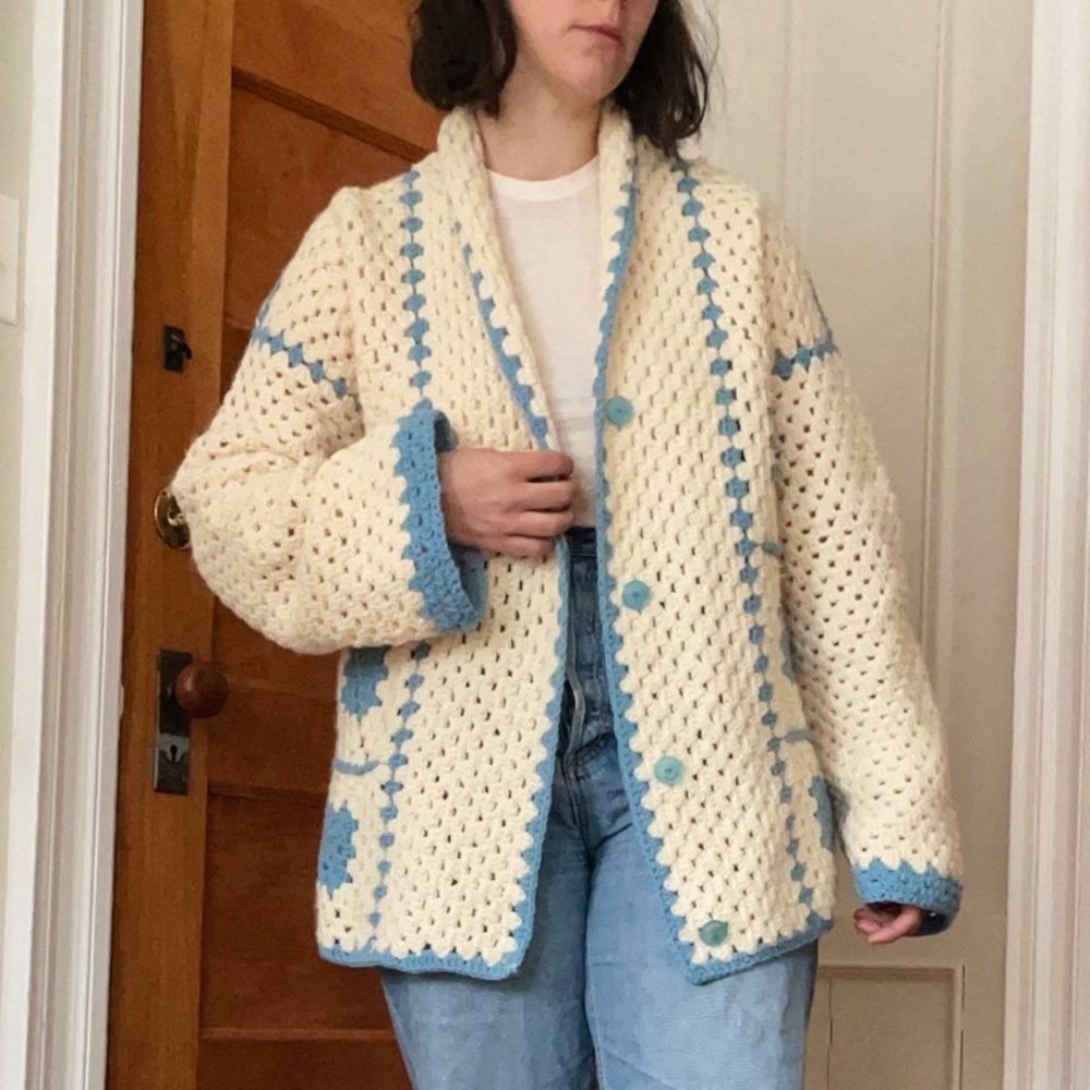 True vintage gem! Crochet knit cardigan Oversized